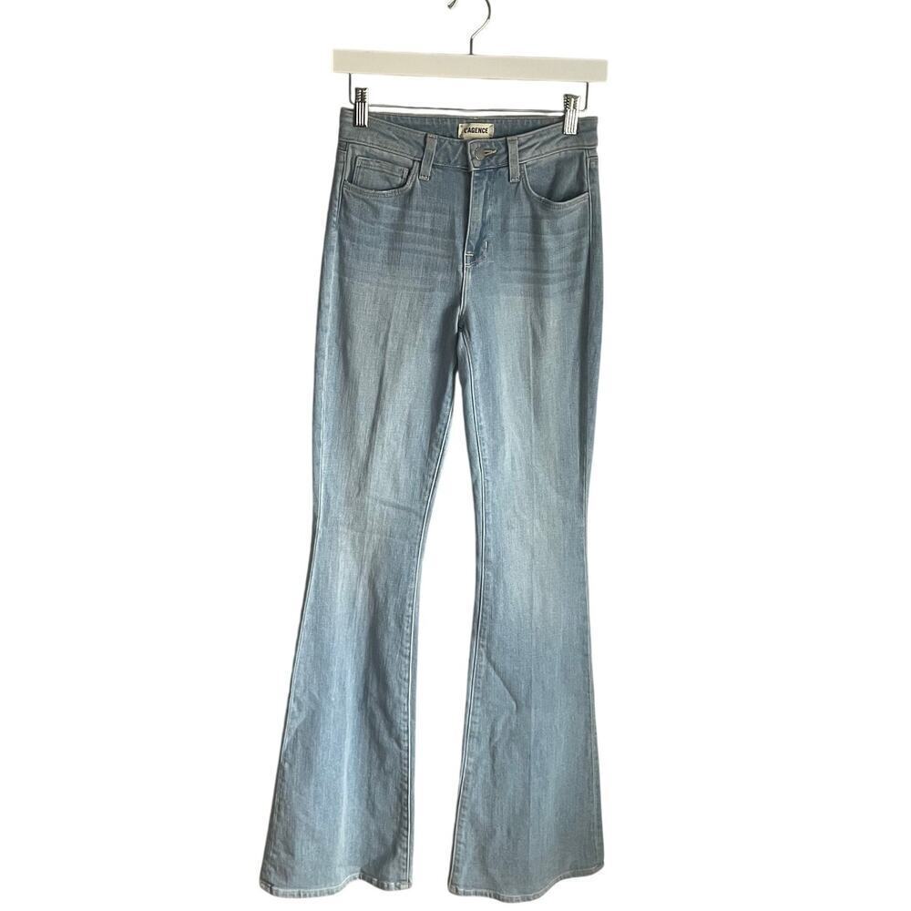 L'AGENCE Light Wash Flare Leg Jeans size 25 Bootcut HIppie Boho Festival Indie
